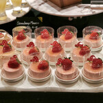 ザ・テラス - ストロベリームース