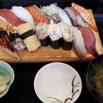 ジャンボおしどり寿司 - 満腹握りセット　1210円
