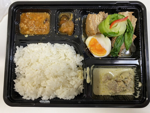 東京ミッドタウンではお手頃なお弁当 By イベリコ親父 フォーナム 本店 Pho Nam 六本木 ベトナム料理 食べログ