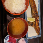 炭火焼専門食処 白銀屋 - 