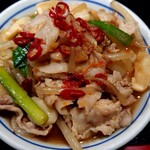松華亭 - サービスライスに、俺のモドキ麺の具と、スープをぶっかけて食べるとおいしいよん。