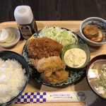 家庭料理　かわじ - ♪カキフライ＆ヒレカツ定食￥700