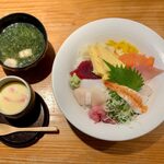 Sushiya Gin Zou - 海鮮ちらし ¥990