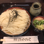 Henkotsu udon mabi - ざる610円