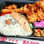 Hokkahokkabentoumampukutei - 2020年7月　からあげ弁当+DX+鮭+ご飯大盛り【税込650+150+80円】