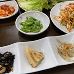 韓国家庭料理 新羅 - 