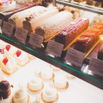 Patisserie Ravi,e relier - 