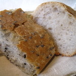 ドン マンジョーネ ディ ナポリ - 窯で焼いたパン