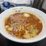 中国手打拉麺 馬賊 - 担々つけ麺のスープ