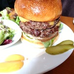 THE CORNER Hamburger & Saloon - 