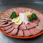 焼肉もつ鍋 五城苑 - 黒毛和牛自家製ローストビーフオードブル　テイクアウト