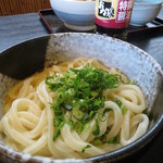 本格手打ちうどん とも作 - かま玉大盛り