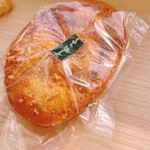 パン工場 - 半熟カレーパン