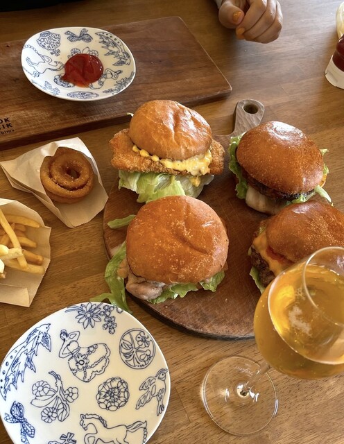 暁輔バーガー - 宮内串戸/ハンバーガー | 食べログ