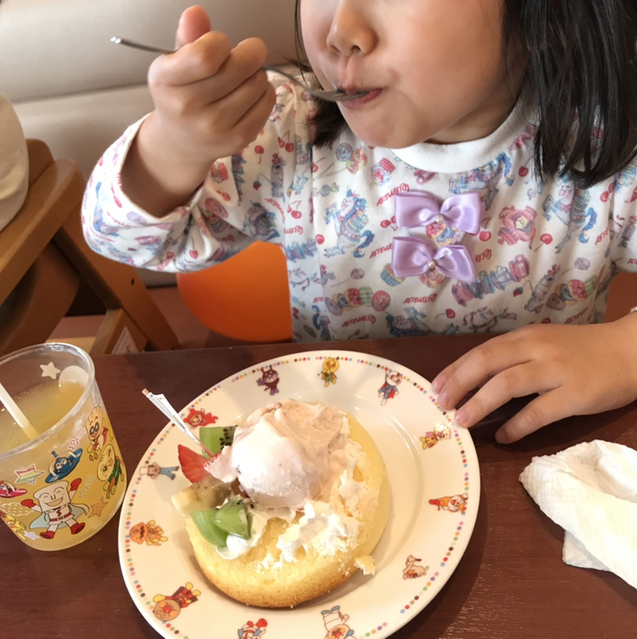 アンパンマン ペコズキッチン 神戸アンパンマンこどもミュージアム モール ハーバーランド 洋食 食べログ
