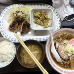 居喰処 光 - 2021/01/21
      本日の日替り
      ヒレカツ定食 500円
      ラーメン 500円