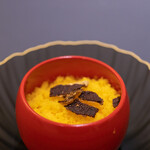 プレゼンテ スギ - 2020.12 泡・氷・焦げ（窒素ガスで泡にした蜜柑、丸ごと粉砕した蜜柑氷、蜜柑の皮の乾燥焼き）