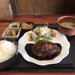 むちゃく - 自家製ハンバーグ定食¥1,050