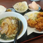 台湾料理 味源 - 日替りセット（鶏唐揚げ+醬油ラーメン）