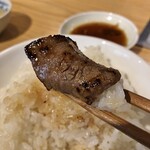 焼肉ホルモンブンゴ - BUNGO焼肉定食100g税込1200円