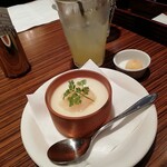 メゾンカイザーカフェ - いまひとつだった洋梨のパンナコッタ