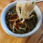 Teuchi Udon Hariya - 麺のリフトアップ