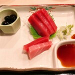 料理茶屋 乃可勢 - 本マグロは赤身４中トロ１。サービスなのか足りなかったのかどっち？（笑）