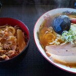 Sugai Shokudou - ラーメン+ミニ牛丼