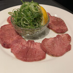 炭火焼肉 明月苑 - 