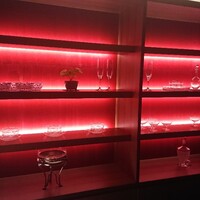 鮨 楽味 - ウエイティングルーム西側にバカラ❗