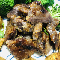 三嶋亭 本店 - レモンの酸味が味噌の濃いコクを中和し、食べやすい味に変化しました