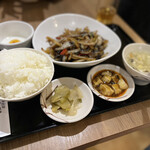 餃子酒場 - ランチの定食