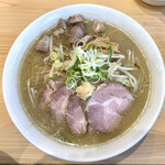 三ん寅 - 味噌チャーシュー麺大盛ともやし　炒められたもやしが旨い！