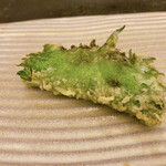 天麩羅 おばた - 蟹の大葉包み天ぷら