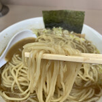 庵悟 - やや固めに茹でられた麺