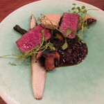 クーリエール - 和牛の炭火焼き ムサシ農園椎茸とフォンドボーを合わせたソース インカのめざめ 塩麹でマリネしたフォアグラで作ったテリーヌ