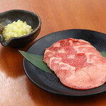 焼肉食べ放題 カルビ市場 - 