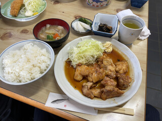 藤与し - とり生姜焼き定食800円