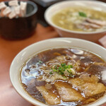 日陰 - ラーメン800円+濃口50円