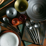 イル ネッビオ - こだわりのお皿やカトラリーたち