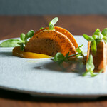 イル ネッビオ - 山陰いのしし肉のパテ黒こしょうのチュイル_料理