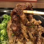 カルビ丼とスン豆腐専門店 韓丼 - カルビ