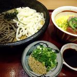 きびや 高松店 - ２色麺とまぐろ丼セット