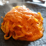 ラトリエ - 北海道産紅ズワイ蟹のトマトクリームソース蟹みそ風味