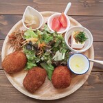 アルバーチョ - 料理写真:本日のランチ(コロッケ)