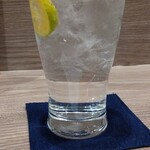 沖縄バル hana-hana - シークァーサーサワー 495円