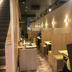 Tsukishima Monja Okonomiyaki Makoto - キレイ、2階も使えますね