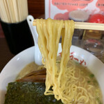 王子ラーメン - とんこつラーメン　800円