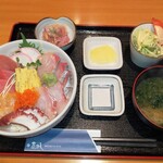 Akashi - ランチお刺身丼