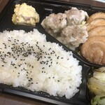 Syuumai To Yaki Buta Nishinomiya Burusu - 焼売焼豚弁当￥８００